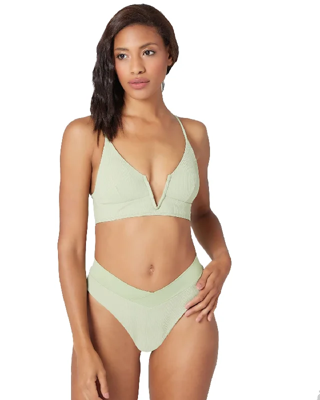 Comfy Women’s Outfits for Daily Wear L*Space Siren Bikini Top