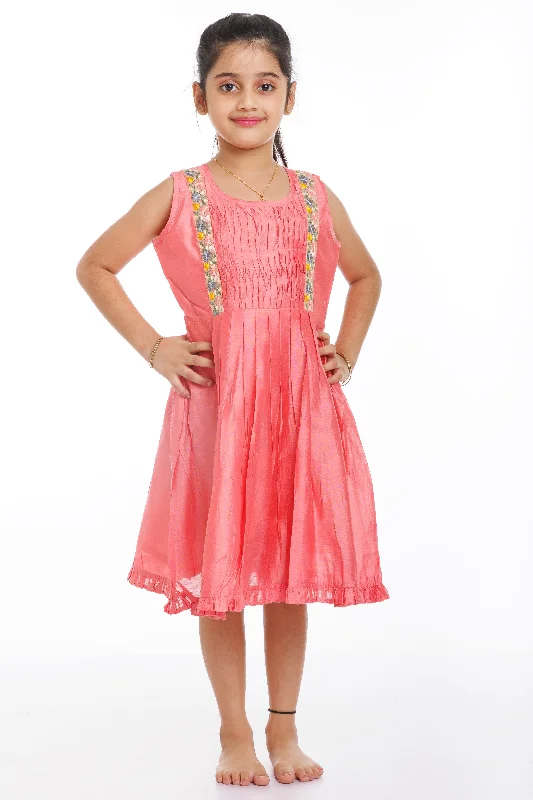 Elegant Styles Girls Pleated Summer Cotton Frock with Lace Detailing - Casual Chic