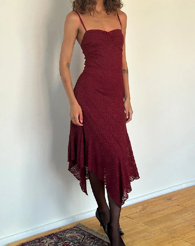 Trendy Women’s Fashion Drusilla Midi Dress in Rose Lace Burgundy